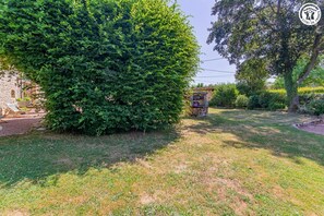 Property grounds - Logis de la Vallière - GRANDVAUX (GRANDVAUX)
