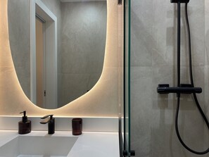 Bathroom - Cozy 1-bedroom boutique apartment in Rio de Janeiro (Rio de Janeiro)