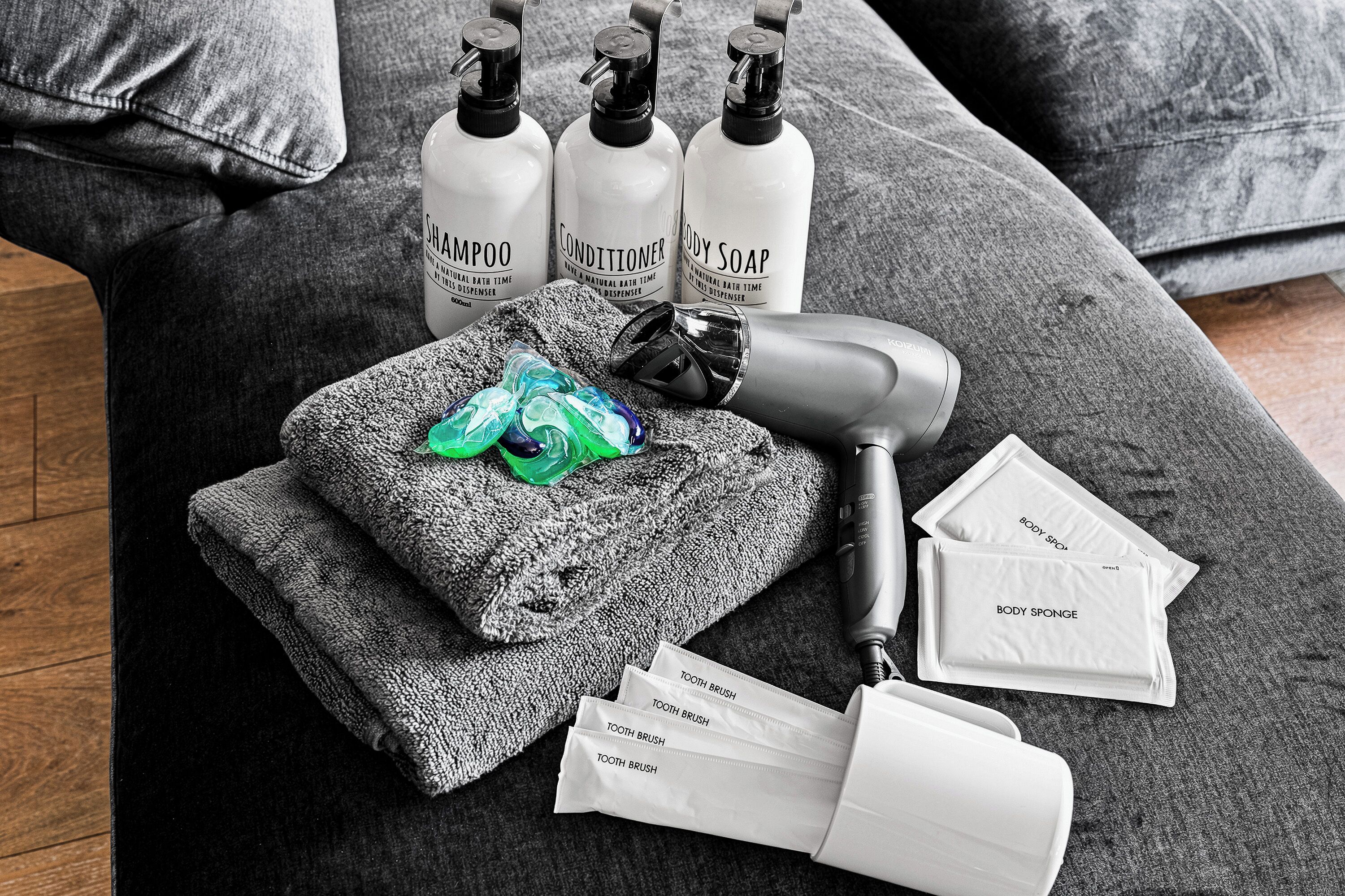 Appartement | Salle de bain | Ensemble douche/baignoire, articles de toilette gratuits, sèche-cheveux