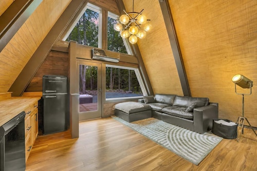 Modern New A-Frame Cabin | Hot Tub | Big Bass Lake