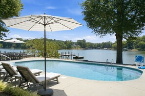 Beheizter Pool