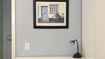 Suite | Interior
