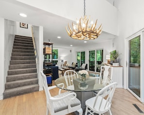 Interior - Fontana Home With Pool and Hot Tub Minutes from the Lake (Fontana-on-Geneva Lake)