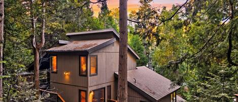 House (3 Bedrooms) | Front of property
