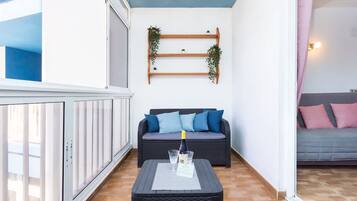 1 bedroom, Internet