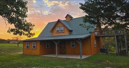 The Paddock House at Dark Horse Farms. 3Bd 2bath Sleeps 13 nestled on 70 acres