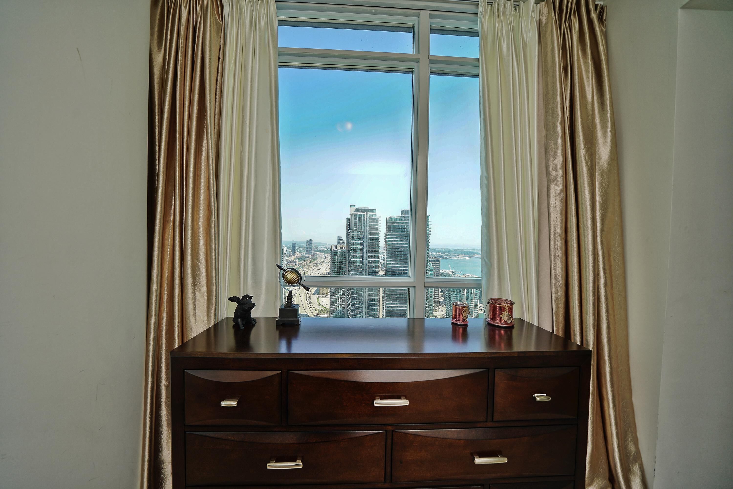 Studio Suite | Interior