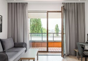 Living area - Dolny Mokotów Urban Apartment (Warszawa)
