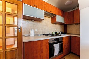 Kühlschrank, Ofen, Herdplatte