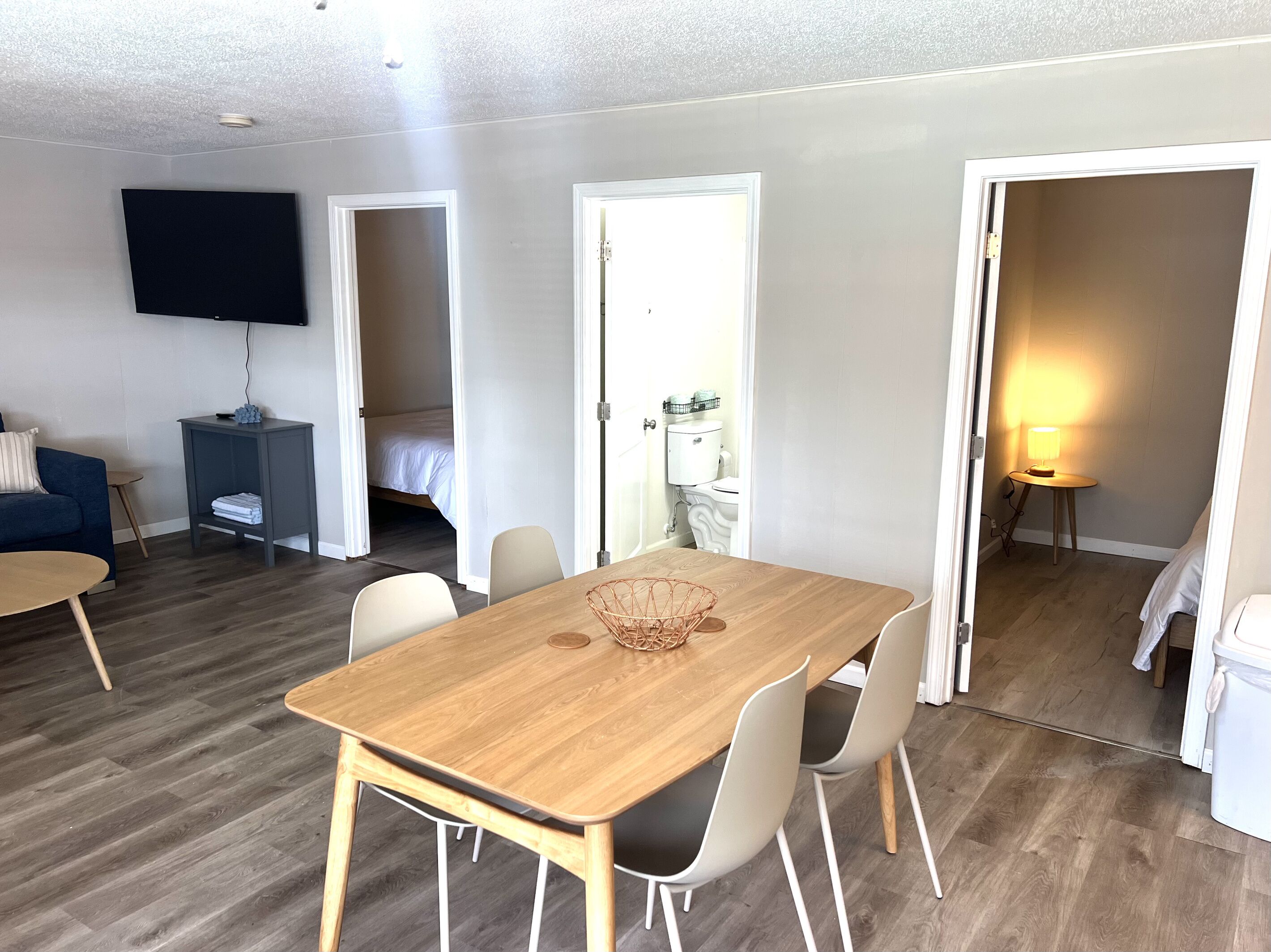 2 bedrooms, iron/ironing board, travel crib, WiFi (free)