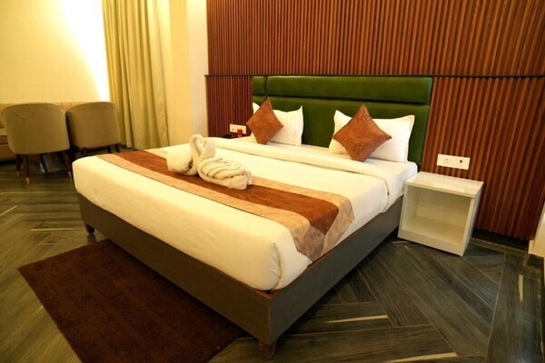 Tulsi Resort - Gorakhpur