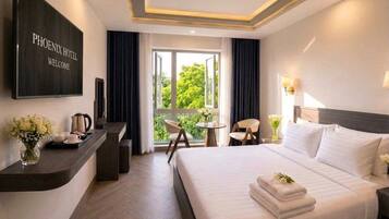 Superior Double Room, City View | Desk, blackout drapes, soundproofing, iron/ironing board