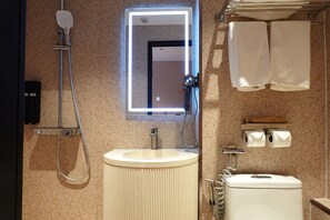 Bathroom - A Hotel Farrer Park Stay from10pm to 9am (Singapore)