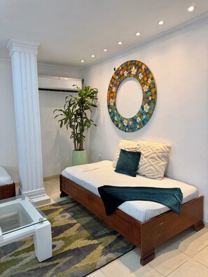 Free WiFi, bed sheets, wheelchair access - Vrbo Property (La Boquilla)
