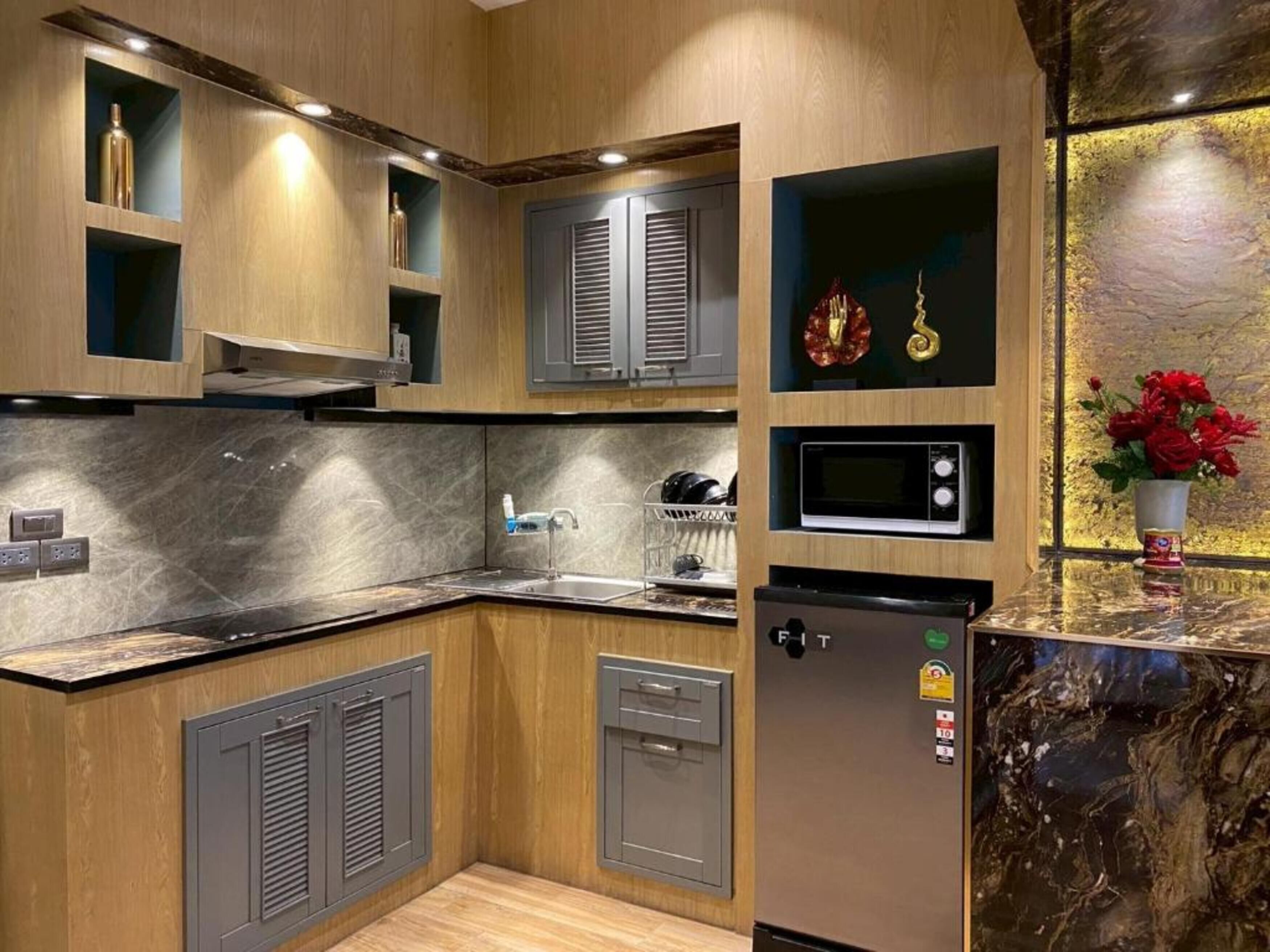 Studio, City View | Private kitchen