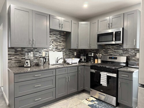 Comfortable and Spacious 3 Bed 25 Km from Gillette