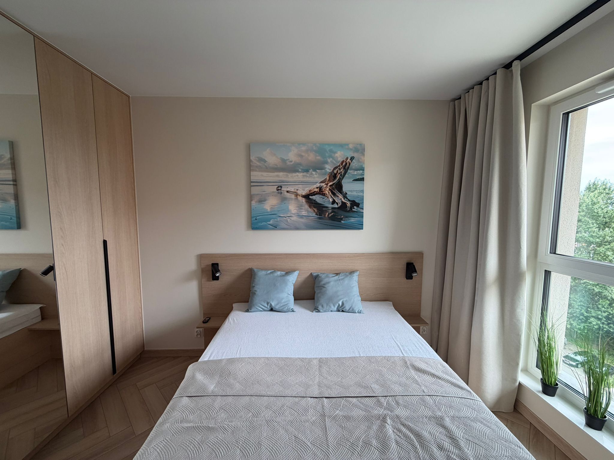 Deluxe Apartment, Balcony | Iron/ironing board, free WiFi