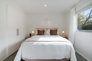 2 Schlafzimmer, Bügeleisen/Bügelbrett, Reisekinderbett, kostenloses WLAN