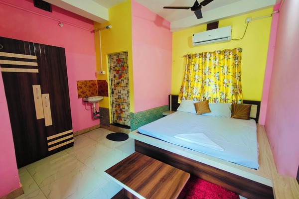 Comfort Double Room, Balcony, Park View | Desk, laptop workspace, WiFi (free)