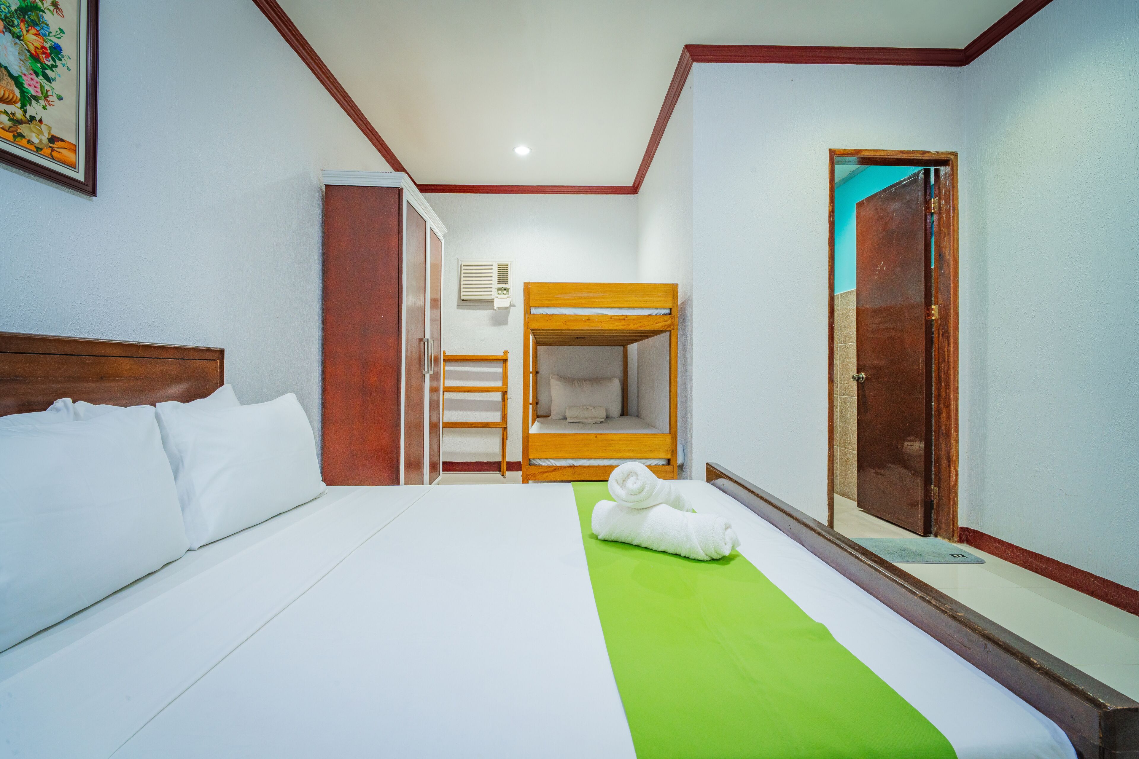 Family Quadruple Room | Free WiFi