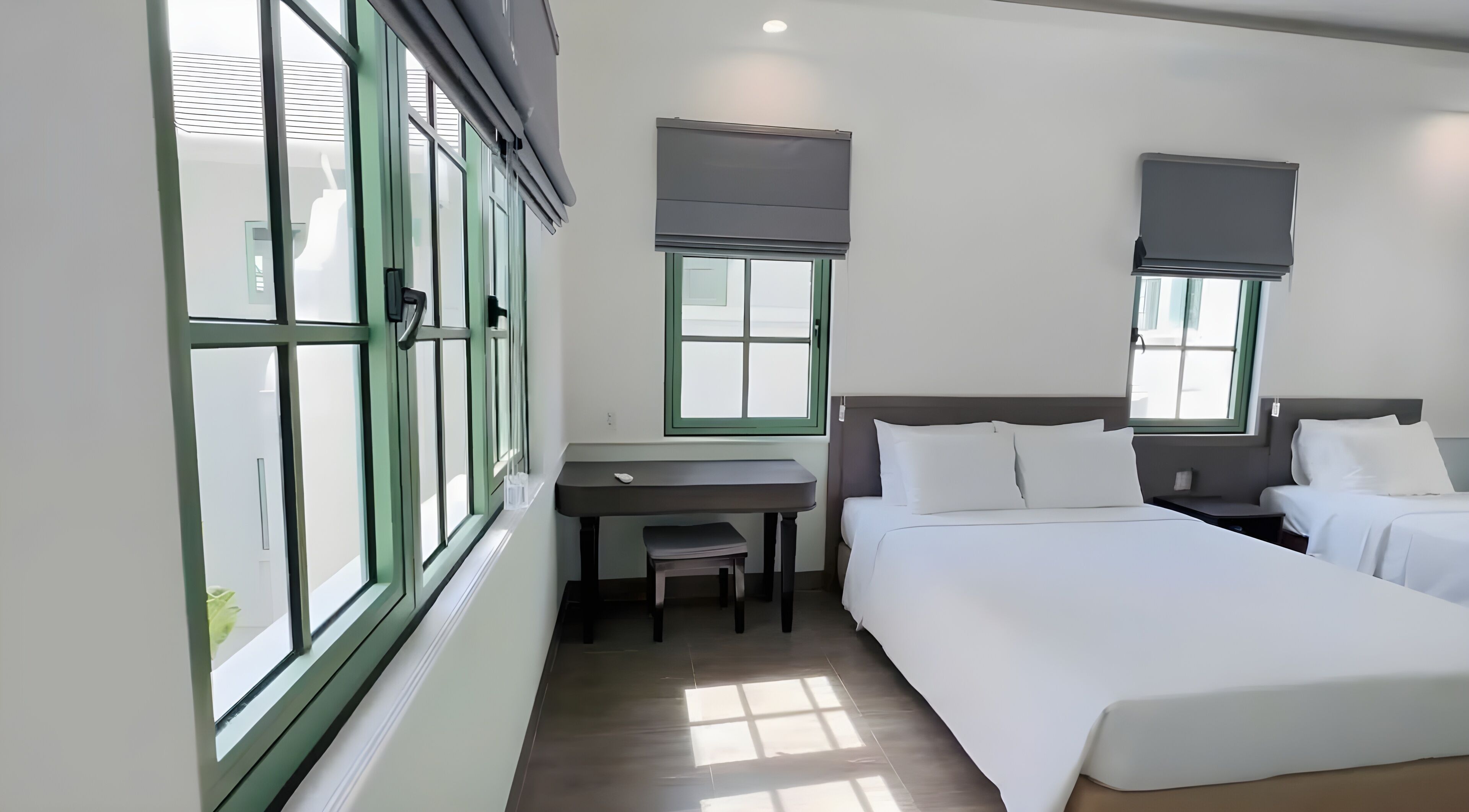 Luxury Villa, City View | Desk, free WiFi, bed sheets