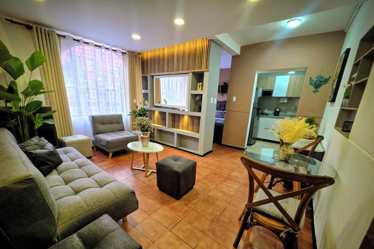 Apartamento luxo, banheiro privativo, vista para o jardim | Wi-Fi de cortesia