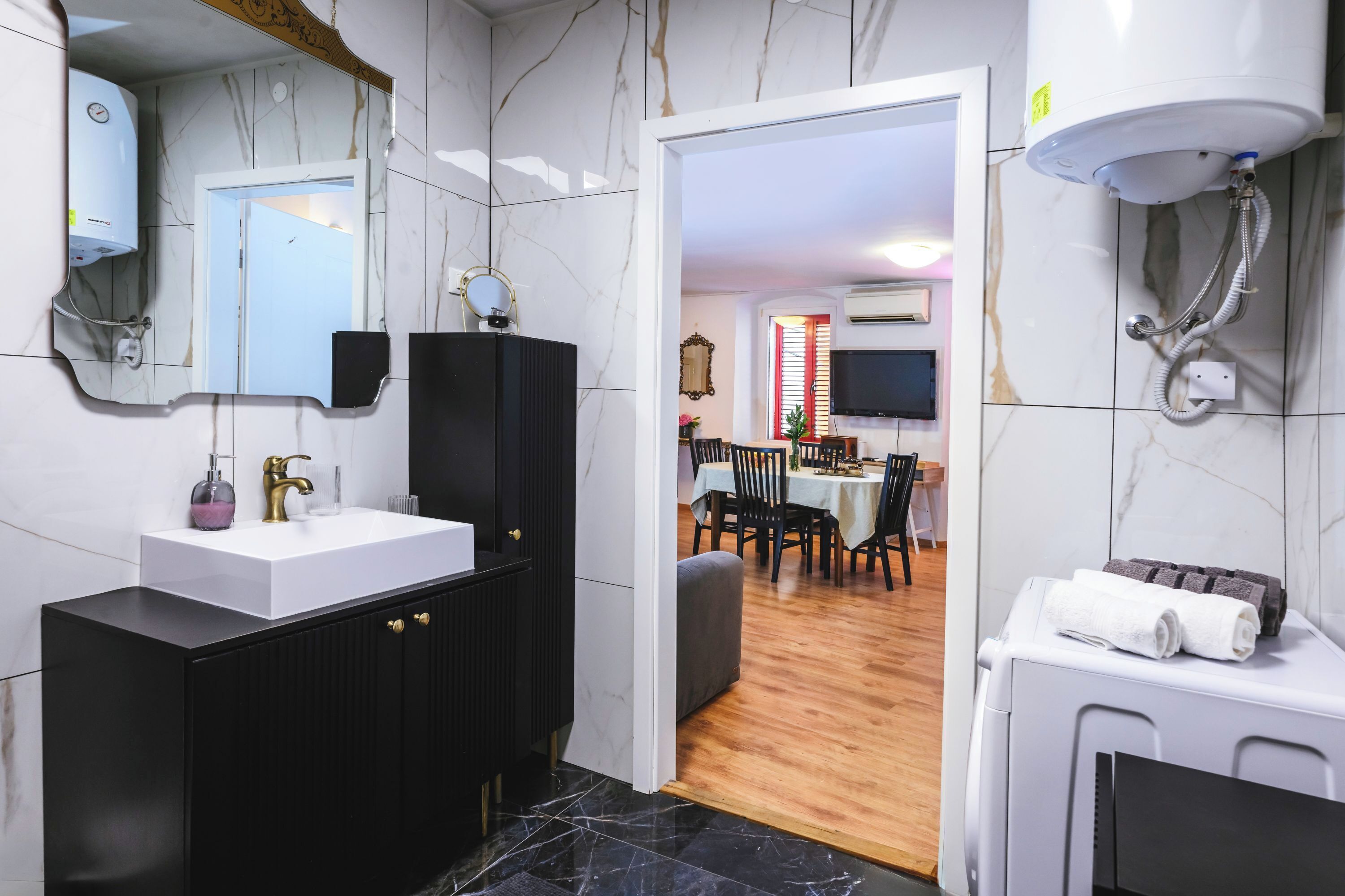 Standard Studio, Microwave (Nobile Studio in the Historic Town) | Interior