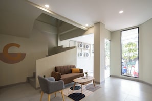 Lobby - Cove Atman (Jakarta)