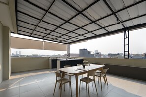 Dining - Cove Atman (Jakarta)
