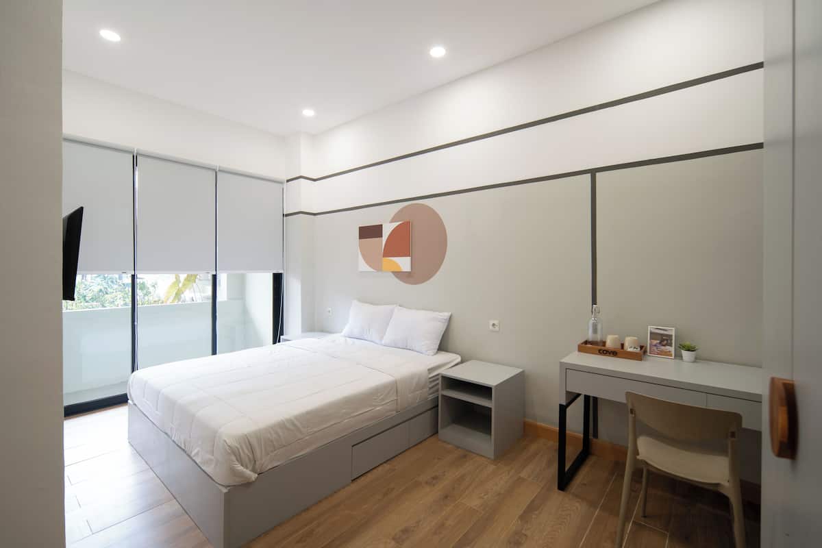 Premium Room | Free WiFi, bed sheets