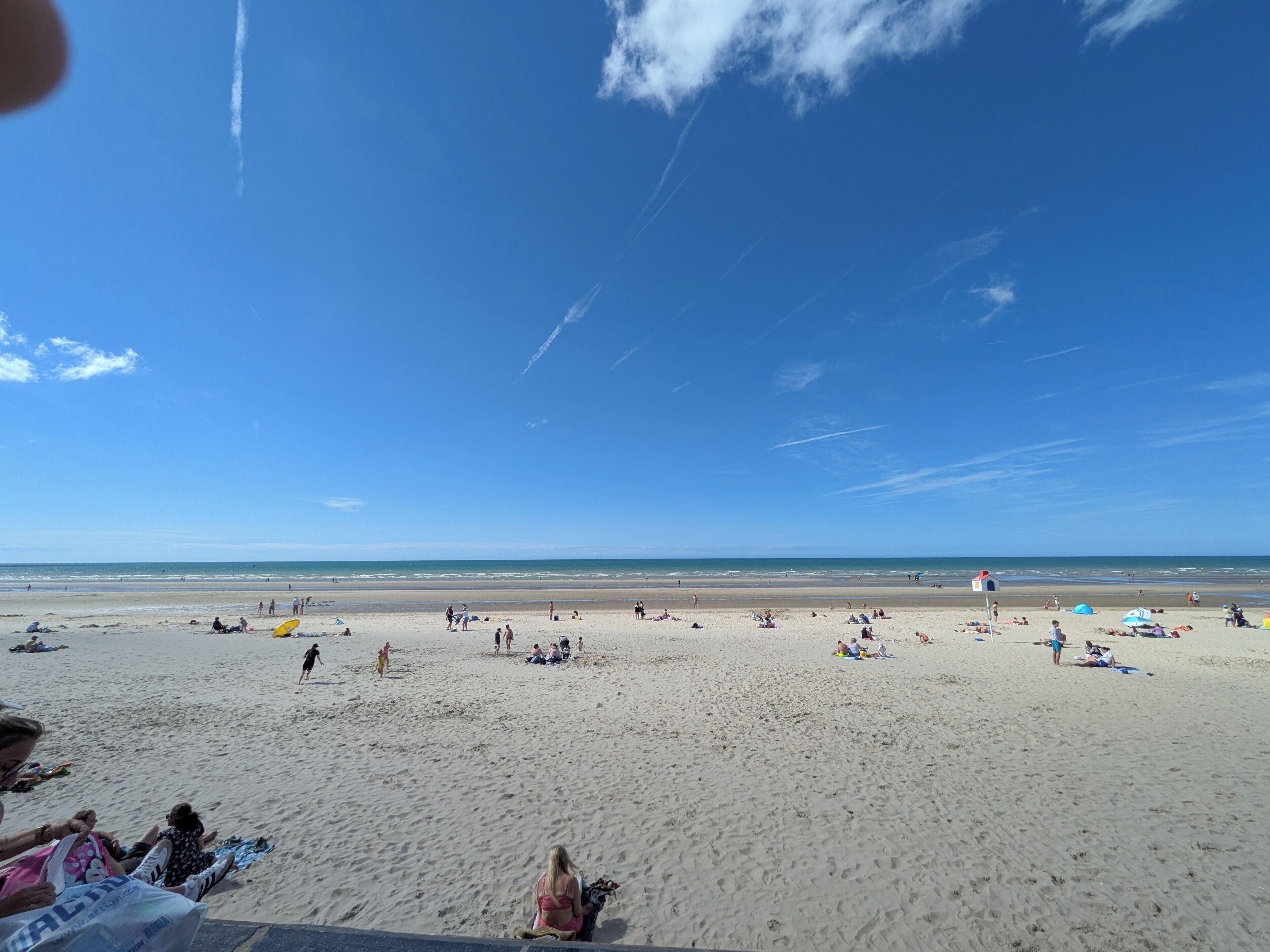 Plage à proximité, chaise longue