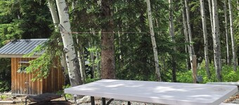 Cozy Guest House at Sheridan Lake. Pet-Friendly!