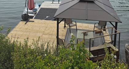 Cozy Guest House at Sheridan Lake. Pet-Friendly!