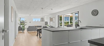 "Iolani" - 2.2km from the sea by Interhome