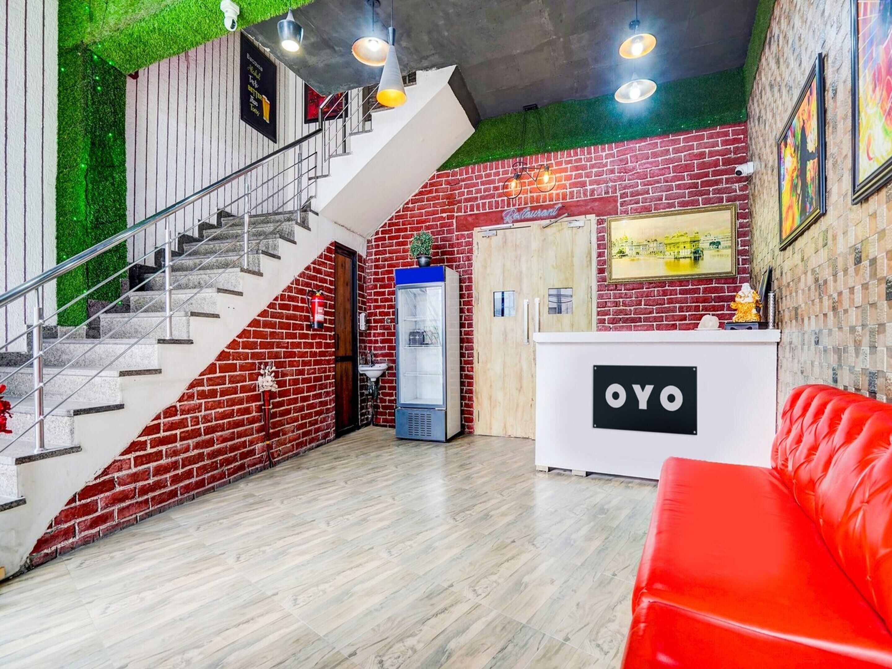 House | Reception