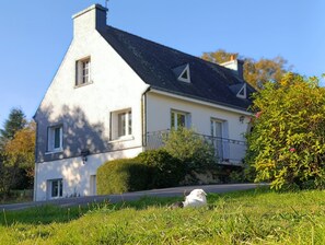Exterior - Vrbo Property (Grand-Champ)