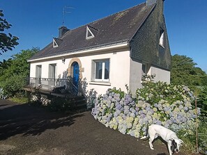 Exterior - Vrbo Property (Grand-Champ)