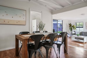Dining - The Shack on Champ ~ A Base in Bicheno (Bicheno)
