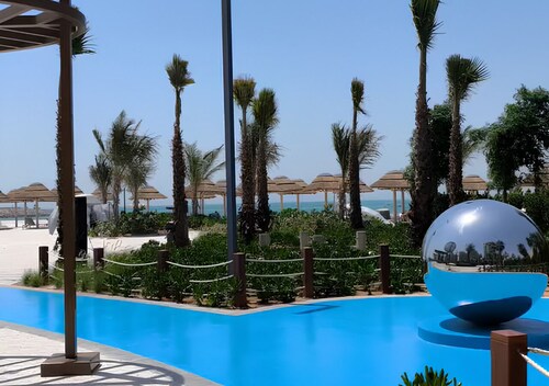 One Bedroom Beach /Pool Access -Mina Al Arab