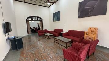 Classic Villa | Living area