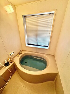 Bathroom - Non-Smoker Guesthouse MIYAZAKI (Miyazaki)