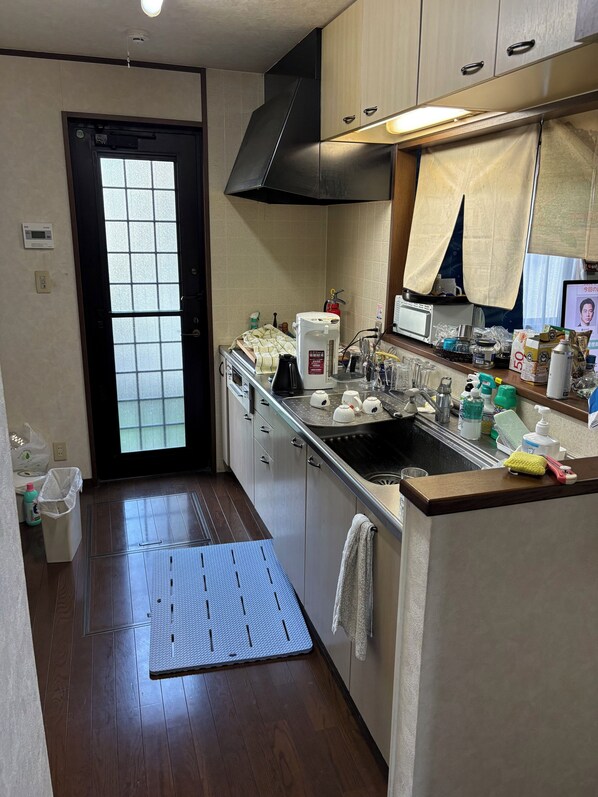 Shared Dormitory, Non Smoking, Shared Bathroom | Private kitchen