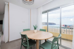 Dining - Vrbo Property (Arona)