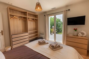 4 Schlafzimmer, Reisekinderbett, kostenloses WLAN, Bettwäsche