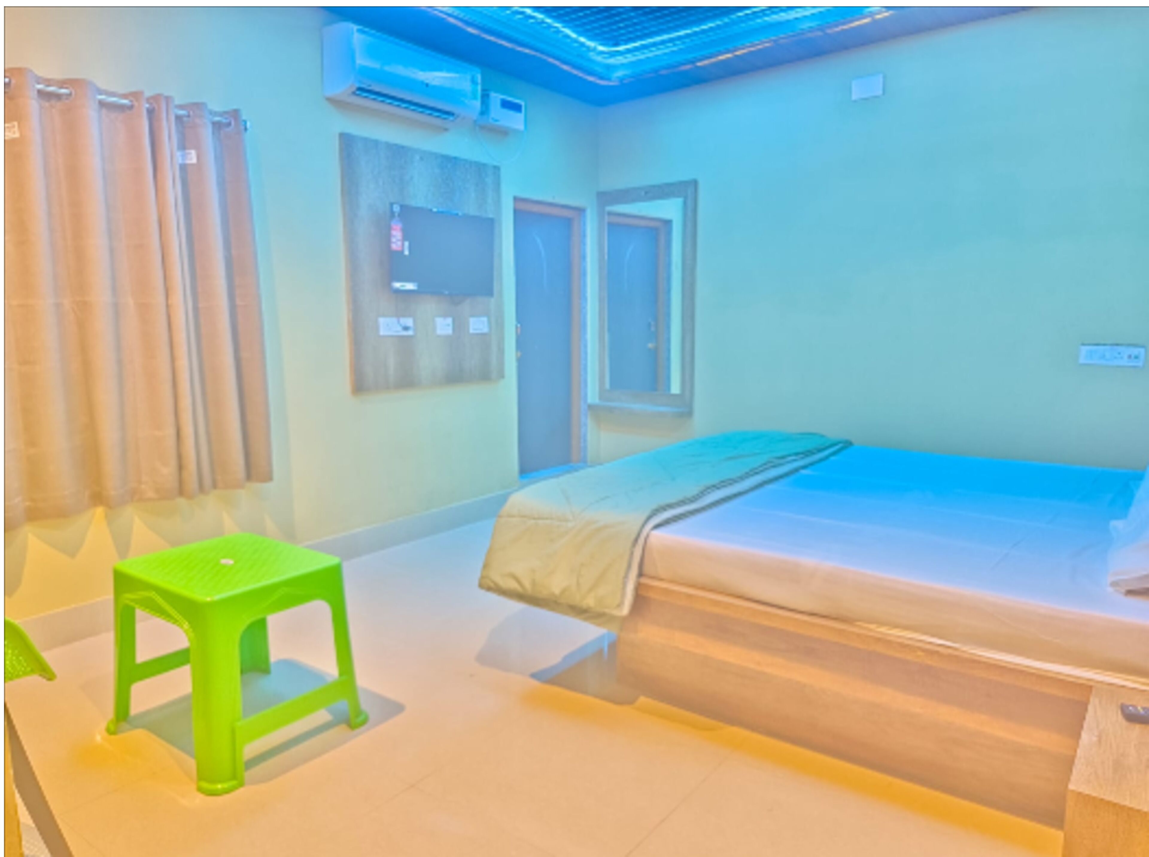 Deluxe Room | Free WiFi, bed sheets