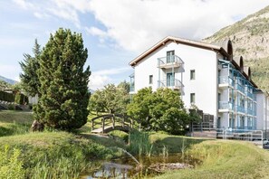 Exterior - Hotel & Bildungshaus St. Jodern (Visp)