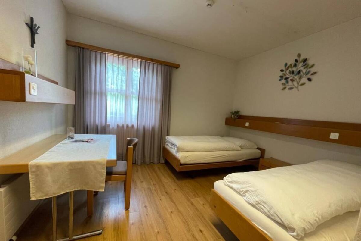 Standard Double Room | Free WiFi