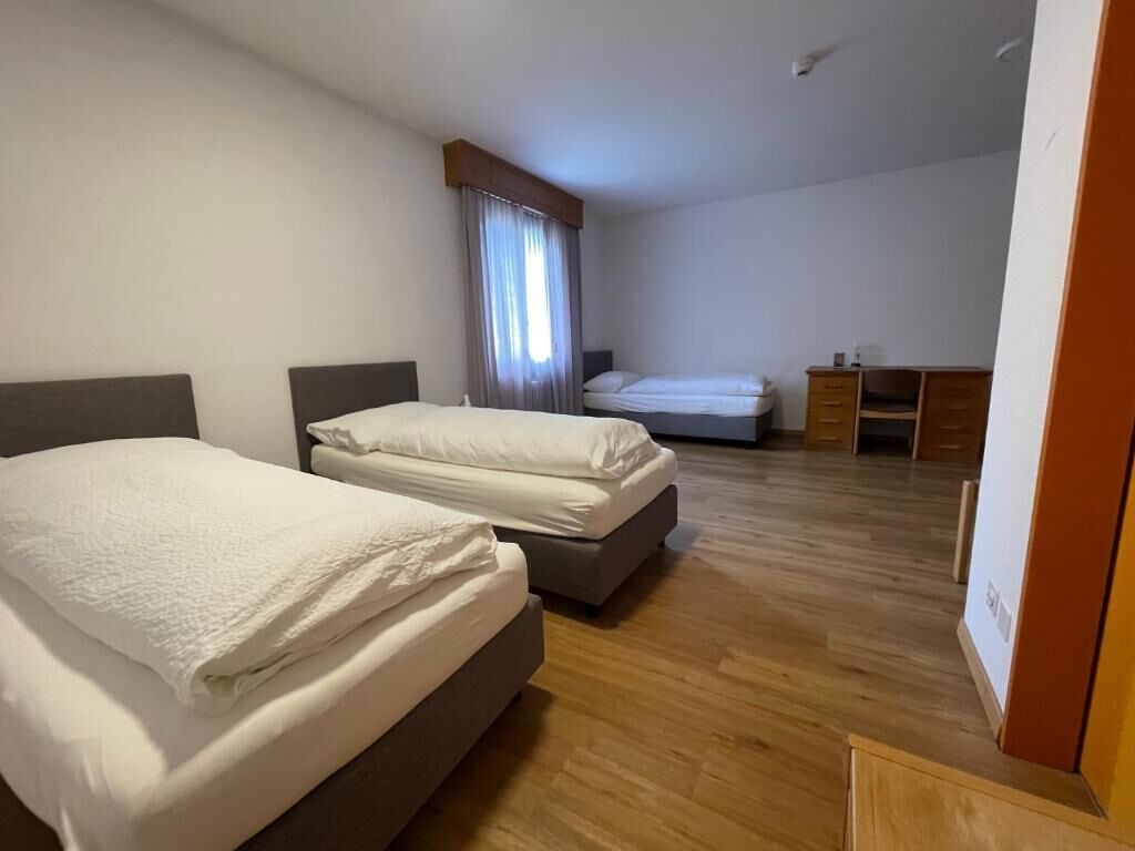 Habitación triple estándar | Wifi gratis y ropa de cama