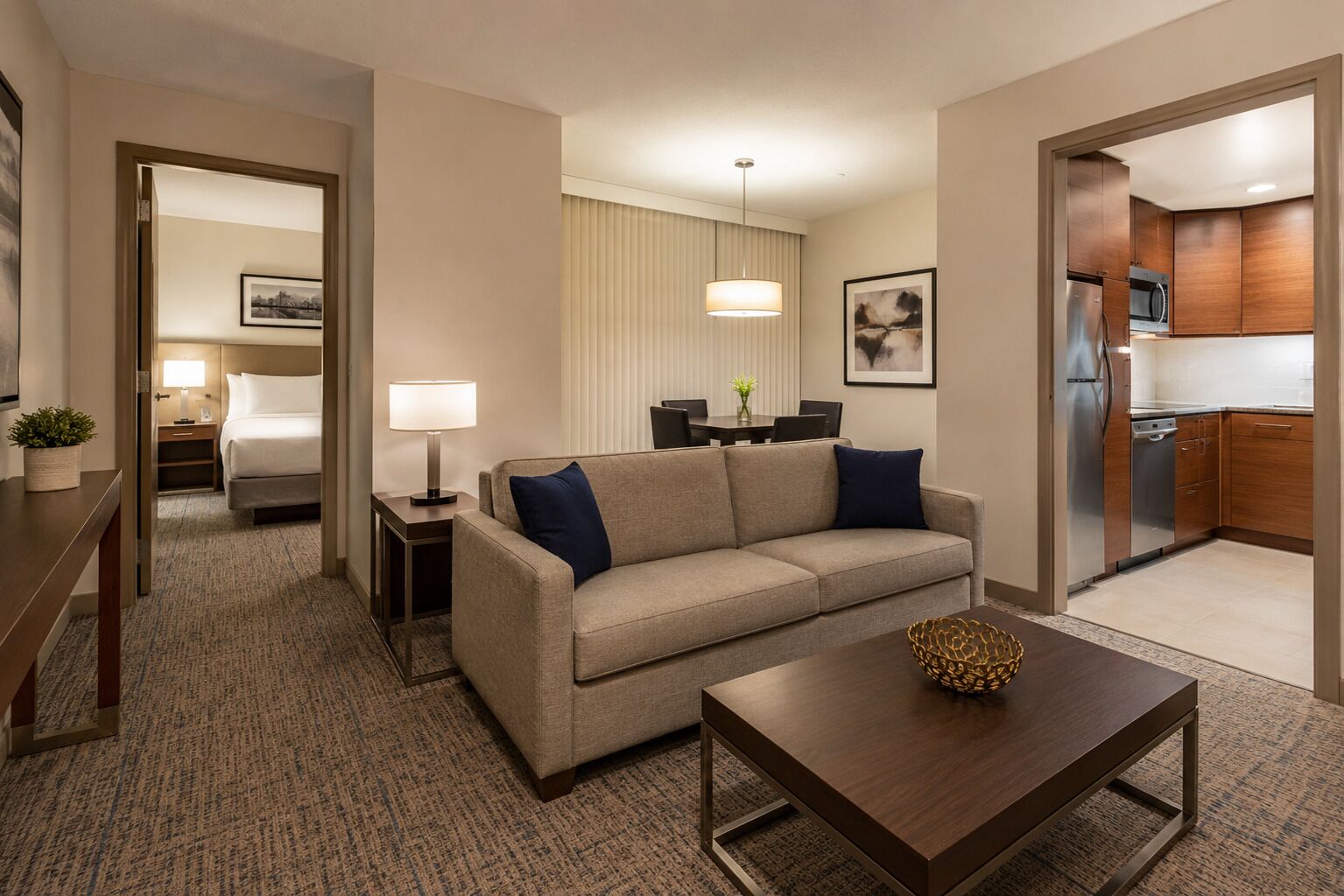 Standard Room | Living area