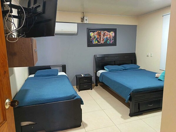 Iron/ironing board, free WiFi, bed sheets - Vrbo Property (san Andrés islas, colombia)
